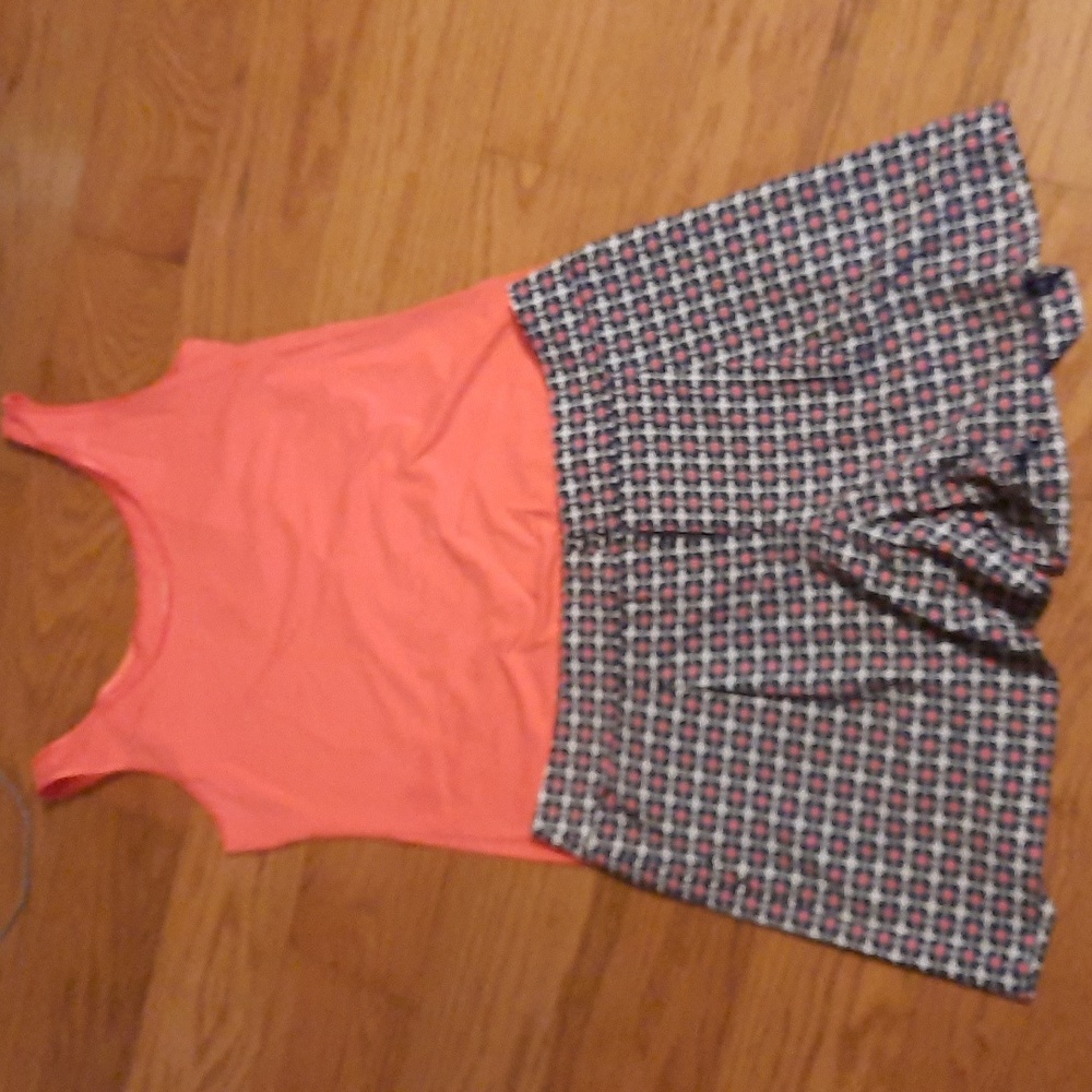 Ann Taylor dress shorts and tank top